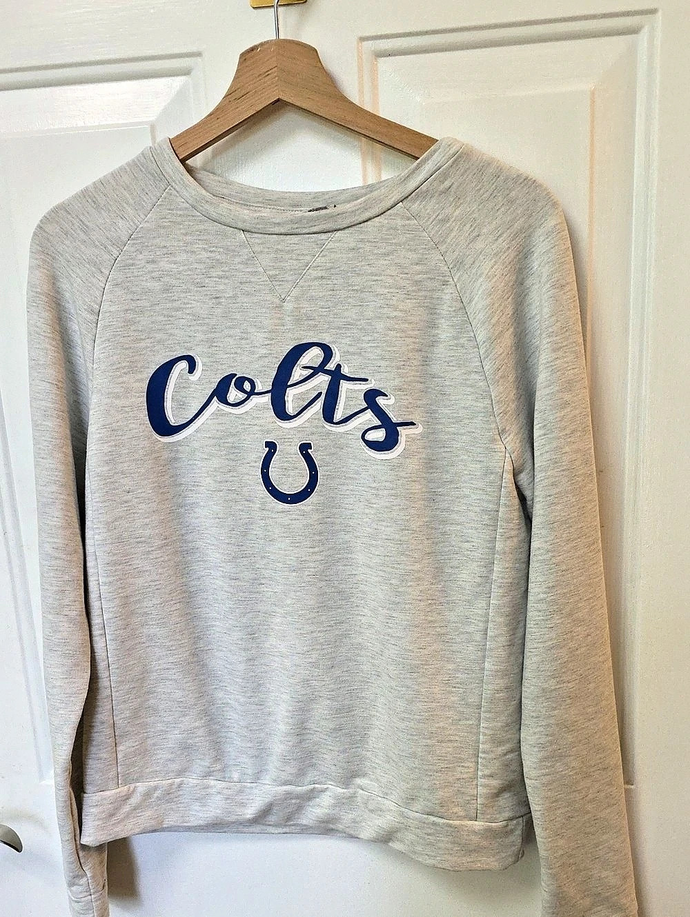 NFL Team Apparel Colts Gray Sweatshirt Size Medium